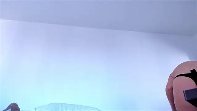 Snapshot of hornyemma__ chatting on January 2025 09:30:02 AM hornyemma online show from January 2025 09:30:02 AM