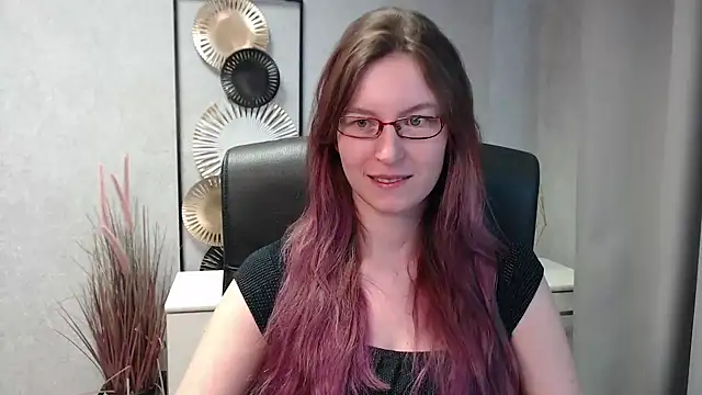 Snapshot of emmaxDelight chatting on December 2024 10:07:01 AM emmaxDelight online show from December 2024 10:07:01 AM