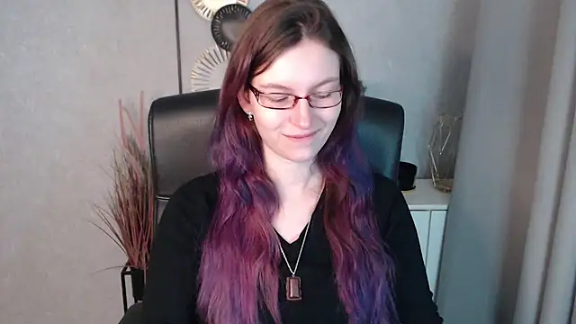 Snapshot of emmaxDelight chatting on January 2025 06:38:01 AM emmaxDelight online show from January 2025 06:38:01 AM