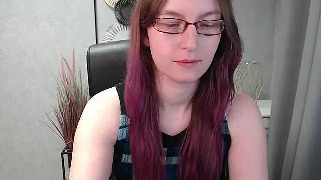 Snapshot of emmaxDelight chatting on January 2025 10:19:01 AM emmaxDelight online show from January 2025 10:19:01 AM