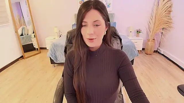 Snapshot of Emma_Brown_0 chatting on July 2026 11:24:02 AM Emma Brown 0 online show from July 2026 11:24:02 AM