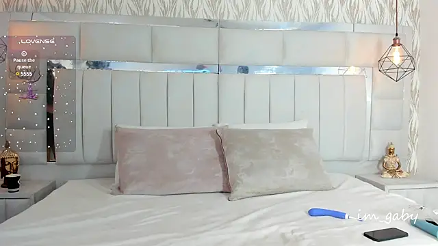 im gaby  online show from January 2025 02:05:01 PM