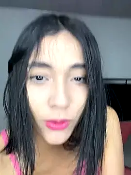 Snapshot of lilithTeen1_ chatting on November 2025 07:48:02 PM lilithTeen1 online show from November 2025 07:48:02 PM