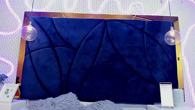 Snapshot of LARISSAEVANS chatting on March 2025 12:06:02 PM LARISSAEVANS online show from March 2025 12:06:02 PM