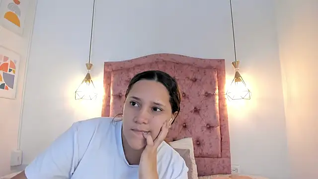 aprill21  online show from March 2025 01:53:02 PM