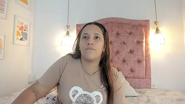 aprill21  online show from March 2025 01:38:02 PM