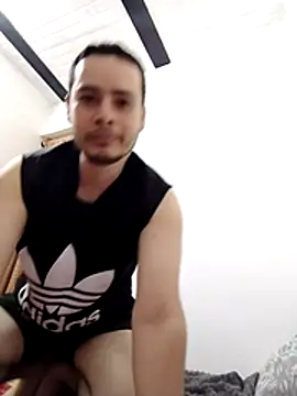 Gasparin32 online show from February 2026 01:43:01 AM