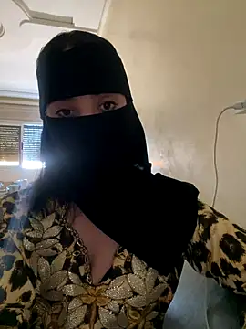 Snapshot of jijijoudia chatting on October 2025 03:32:01 PM jijijoudia online show from October 2025 03:32:01 PM