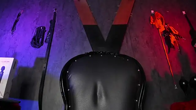 Snapshot of Carolina_Arias chatting on January 2025 02:43:01 AM Carolina Arias online show from January 2025 02:43:01 AM