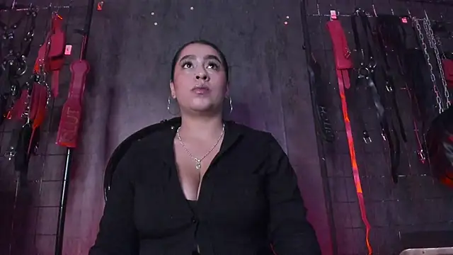 Snapshot of Carolina_Arias chatting on October 2025 09:01:01 PM Carolina Arias online show from October 2025 09:01:01 PM