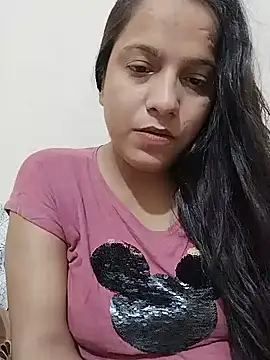 Simran-Kaur143 online show from July 2026 11:36:01 AM