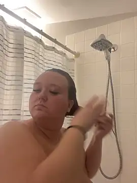 Snapshot of Princess_Peach69 chatting on December 2025 03:33:01 AM Princess Peach69 online show from December 2025 03:33:01 AM