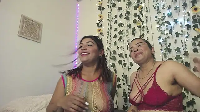 Snapshot of kaylie_dakota chatting on December 2024 01:58:02 AM kaylie dakota online show from December 2024 01:58:02 AM