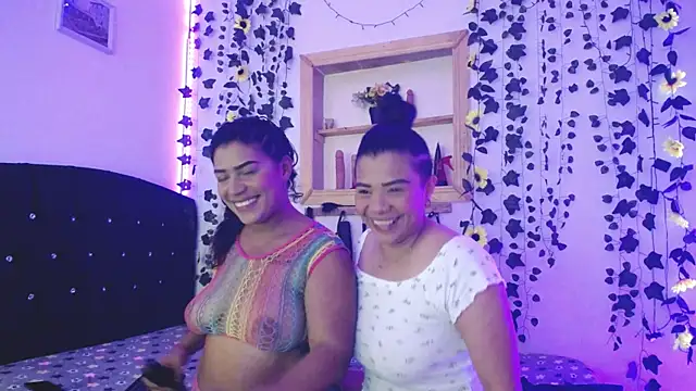 Snapshot of kaylie_dakota chatting on October 2025 01:02:02 AM kaylie dakota online show from October 2025 01:02:02 AM