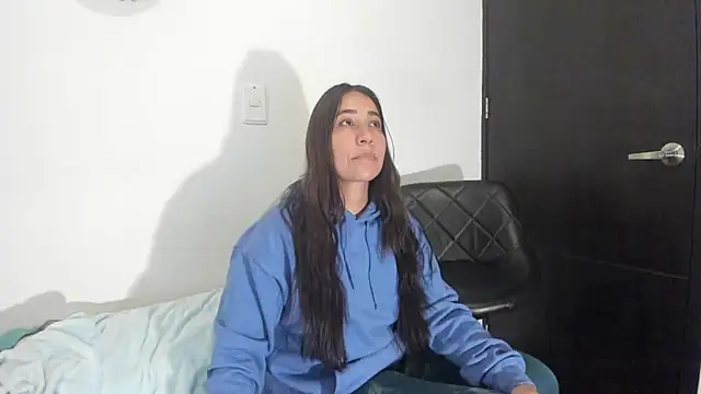 Snapshot of electra_hunt chatting on December 2024 11:02:02 PM electra hunt online show from December 2024 11:02:02 PM