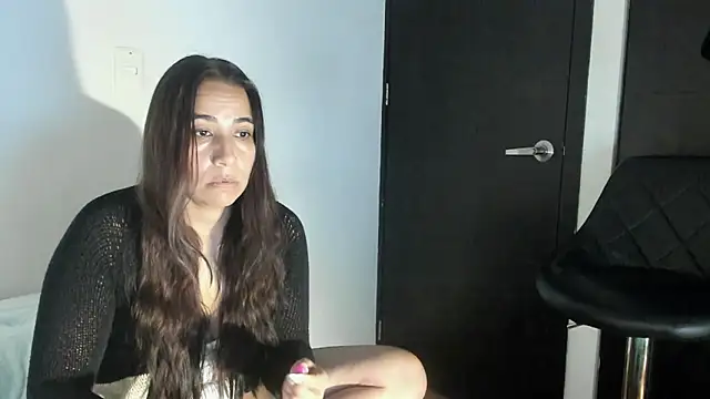 Snapshot of electra_hunt chatting on December 2024 10:34:02 PM electra hunt online show from December 2024 10:34:02 PM