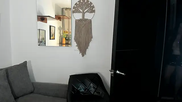 electra hunt online show from June 2026 11:28:01 PM