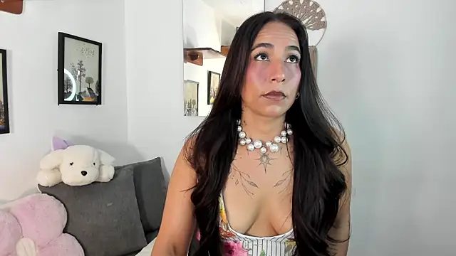 electra hunt online show from June 2026 10:58:01 PM
