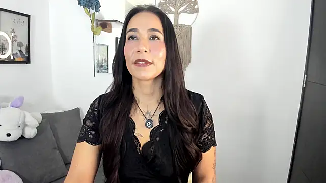 electra hunt online show from July 2026 01:30:02 AM
