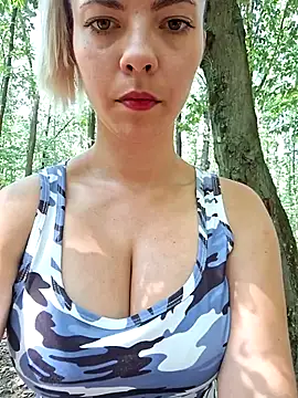 allinqueen online show from July 2026 01:17:01 PM