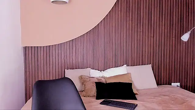 zander 2120 online show from March 2025 02:10:02 PM