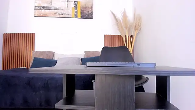 zander 2120 online show from October 2025 01:01:01 PM