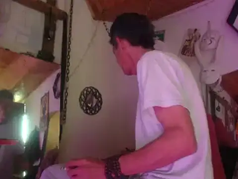 laye19 online show from January 2025 02:25:02 PM