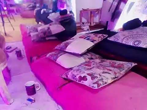 laye19 online show from January 2025 02:39:01 PM