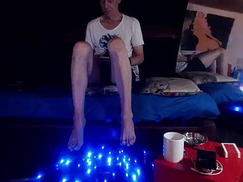 laye19 online show from September 2025 01:10:01 AM