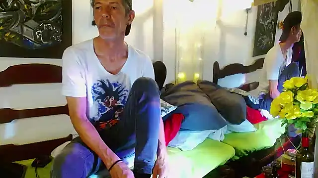 laye19 online show from March 2026 11:05:01 PM