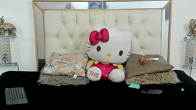 Snapshot of camila_sex_latina chatting on January 2025 02:24:02 AM camila sex latina online show from January 2025 02:24:02 AM