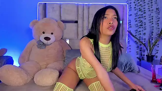 KarolRojas  online show from January 2025 03:30:02 AM