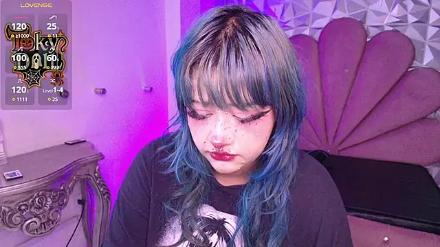 toky doll online show from November 2025 09:05:02 PM