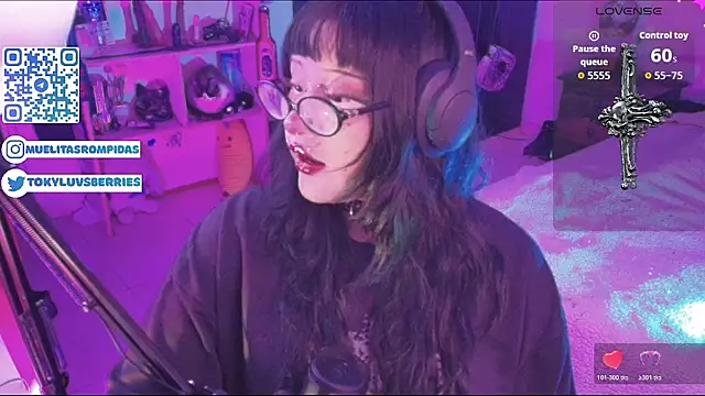 toky doll online show from April 2026 07:42:01 PM