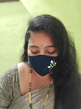 neelu-hoty online show from April 2026 12:23:01 PM