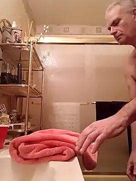 Snapshot of Hand69someguy chatting on December 2024 02:37:02 PM Hand69someguy online show from December 2024 02:37:02 PM