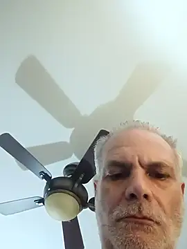 Snapshot of Hand69someguy chatting on November 2025 03:16:02 AM Hand69someguy online show from November 2025 03:16:02 AM