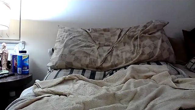 Hand69someguy online show from May 2026 03:03:01 AM