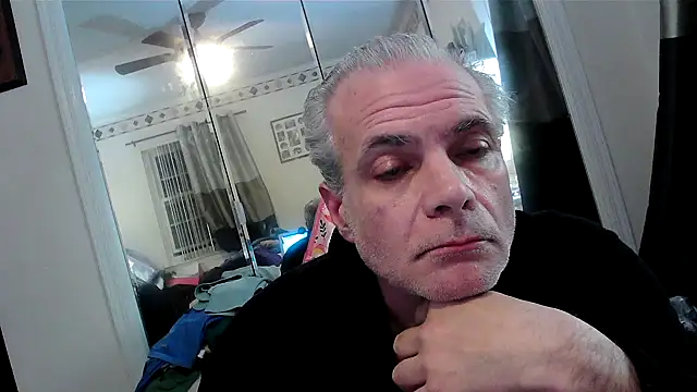 Hand69someguy online show from May 2026 02:08:02 AM