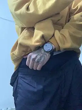 Snapshot of 27powercm chatting on February 2025 04:37:01 AM 27powercm online show from February 2025 04:37:01 AM