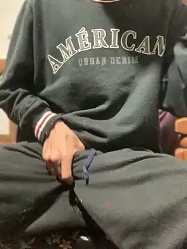 Snapshot of 27powercm chatting on February 2025 03:13:02 AM 27powercm online show from February 2025 03:13:02 AM