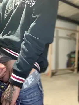 Snapshot of 27powercm chatting on September 2025 05:40:01 AM 27powercm online show from September 2025 05:40:01 AM