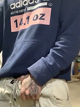 Snapshot of 27powercm chatting on September 2025 04:34:02 AM 27powercm online show from September 2025 04:34:02 AM