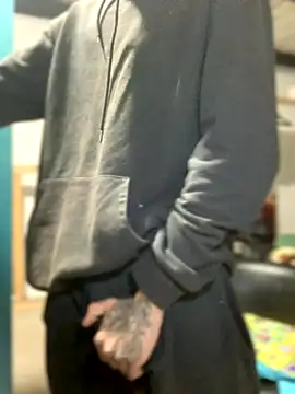 Snapshot of 27powercm chatting on November 2025 05:40:01 AM 27powercm online show from November 2025 05:40:01 AM