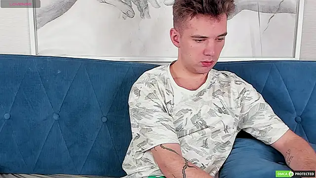 Snapshot of ArthurWhitee chatting on March 2025 03:29:02 AM ArthurWhitee online show from March 2025 03:29:02 AM