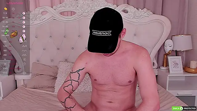 Snapshot of ArthurWhitee chatting on September 2025 08:15:01 AM ArthurWhitee online show from September 2025 08:15:01 AM