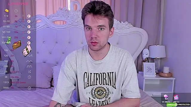 Snapshot of ArthurWhitee chatting on September 2025 08:28:01 AM ArthurWhitee online show from September 2025 08:28:01 AM