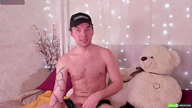 Snapshot of ArthurWhitee chatting on November 2025 08:46:01 AM ArthurWhitee online show from November 2025 08:46:01 AM