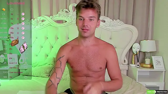 Snapshot of ArthurWhitee chatting on November 2025 08:17:01 AM ArthurWhitee online show from November 2025 08:17:01 AM