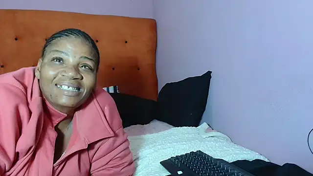 tinagiant online show from June 2026 05:29:02 PM